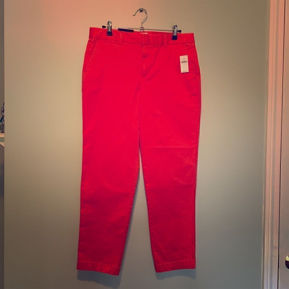 Coral GAP Slim City Crop Capris